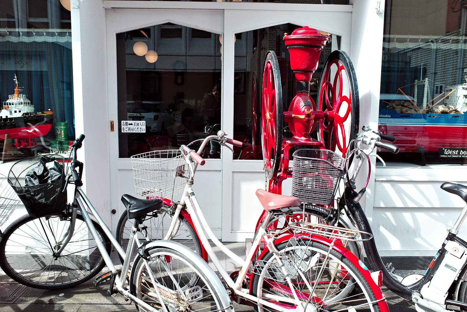 Teal and Orange 濾鏡效果：室內靜物與光影