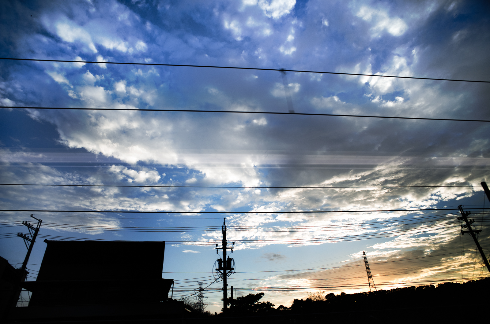 天空與建築的空間比例分配
