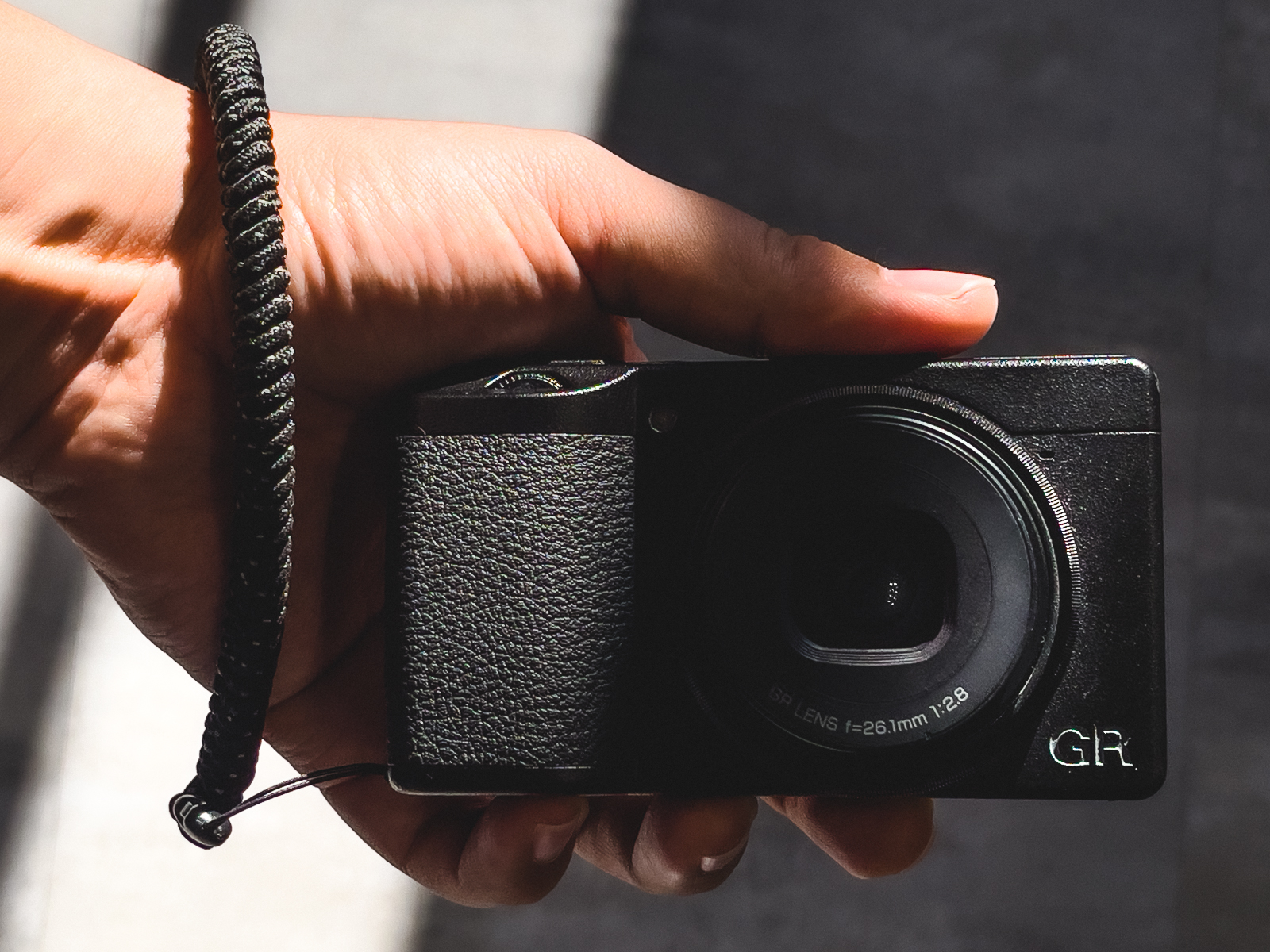 RICOH GR IIIx 實拍照片 - 街頭日常