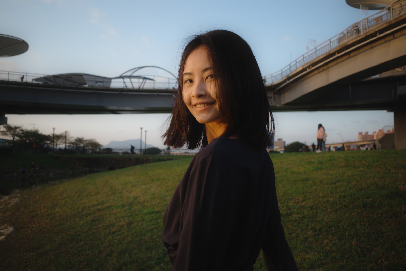 Negative 負片色彩實拍：街頭植物與光線