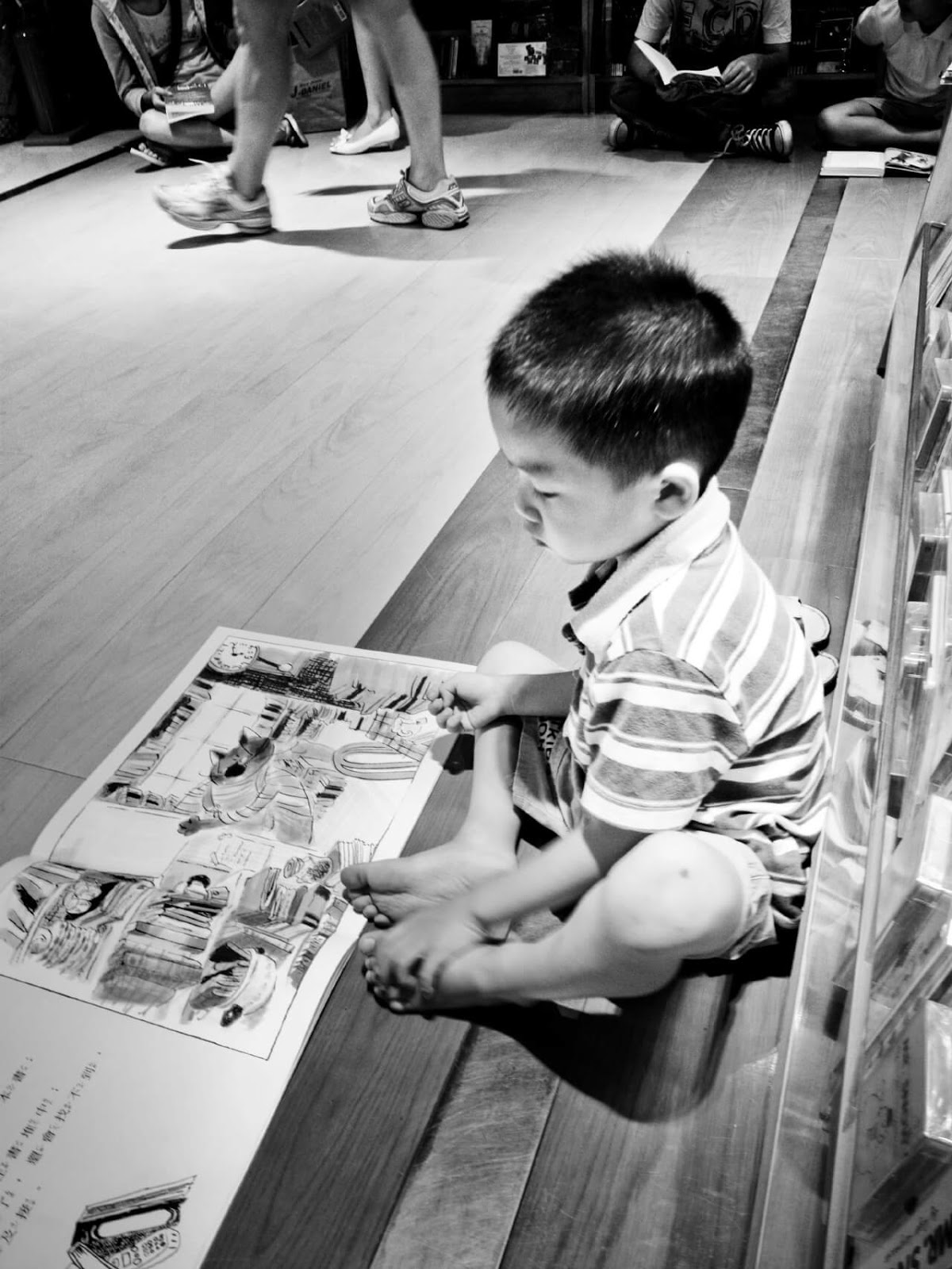 攝影師 mookio 的 GRD 攝影作品：人物與空間的對話