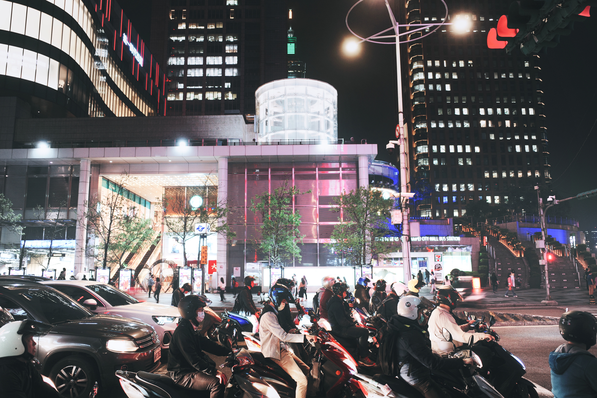 GR III 黑白攝影：巷弄日常景緻