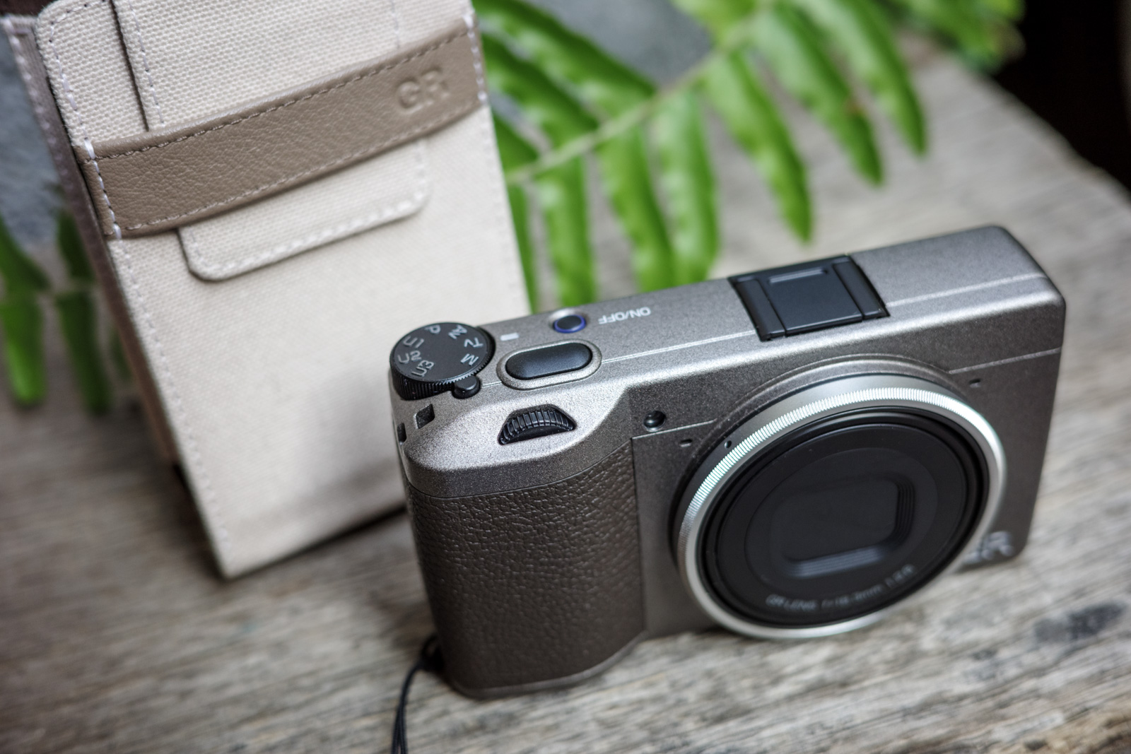 Negative 負片色彩實拍：室內氛圍