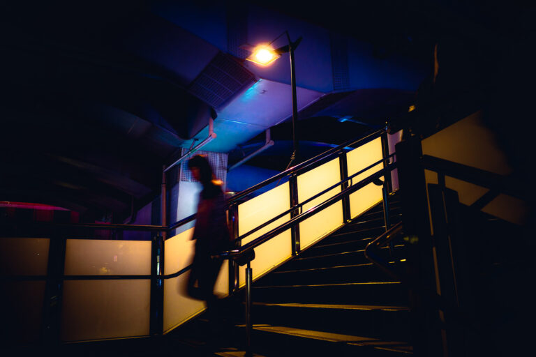 Ricoh GR 捕捉台北街頭的幾何線條與光影