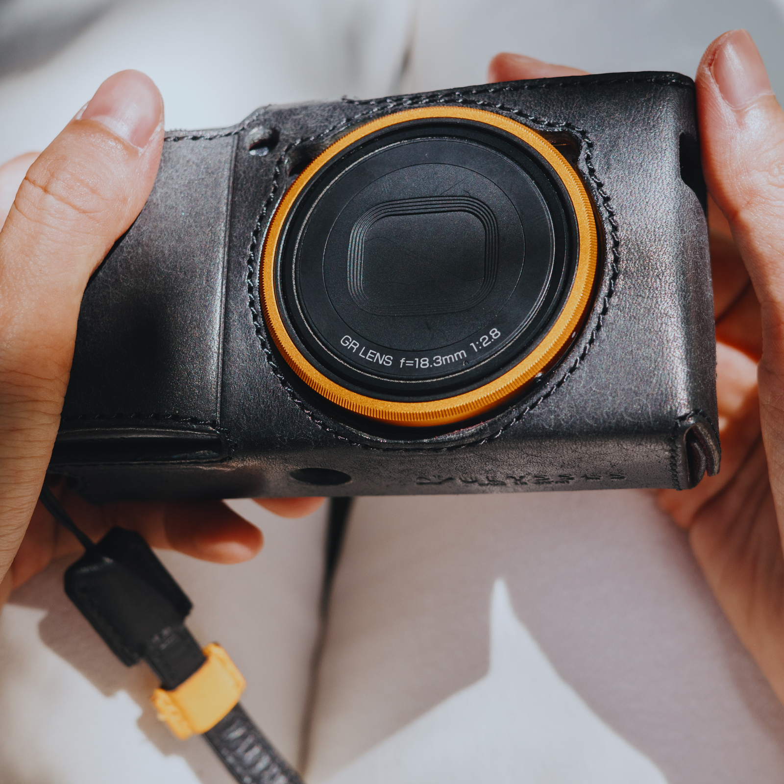 ULYSSES 皮革切割與精準開口 1